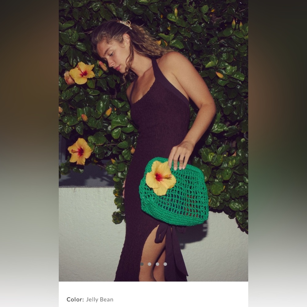 Free People Sand Bound Clutch in Color Green  Jelly Bean NWT $58